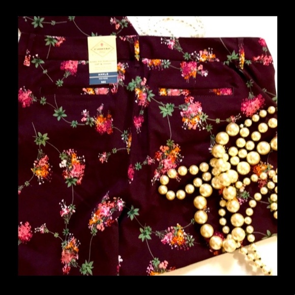 St. John’s Bay - Fall Floral Pants - Picture 4 of 10